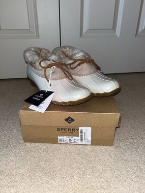 Sperry Cream & Tan Waterproof Faux-Fur Duck Boots